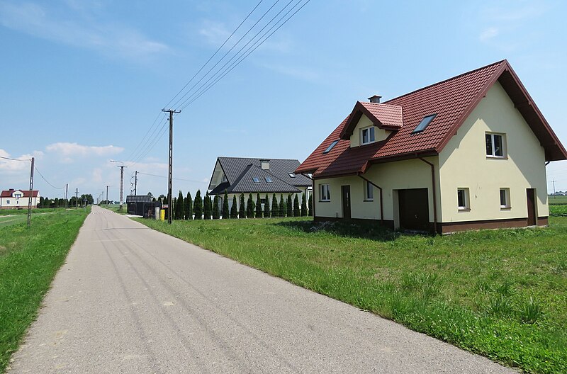 File:Łaźniewek. Foto 03.jpg