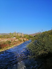 Реката Лепенец во близина на селото