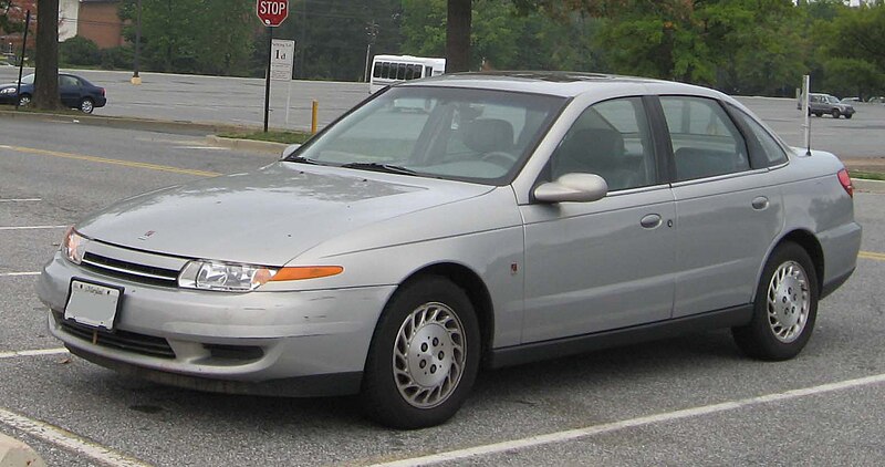 File:00-02 Saturn L-Series.jpg