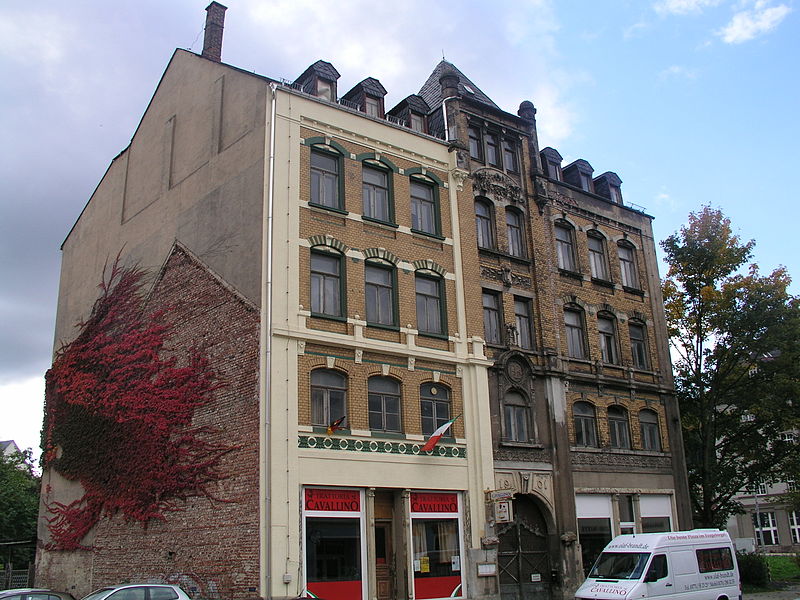 File:08-10-7 Aue Waeschefabrik1 Bahnhofstr.JPG