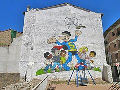 152 Mural SuperLópez, d'Ivan Bertran, c. Trinitat 10 (Ripoll).jpg