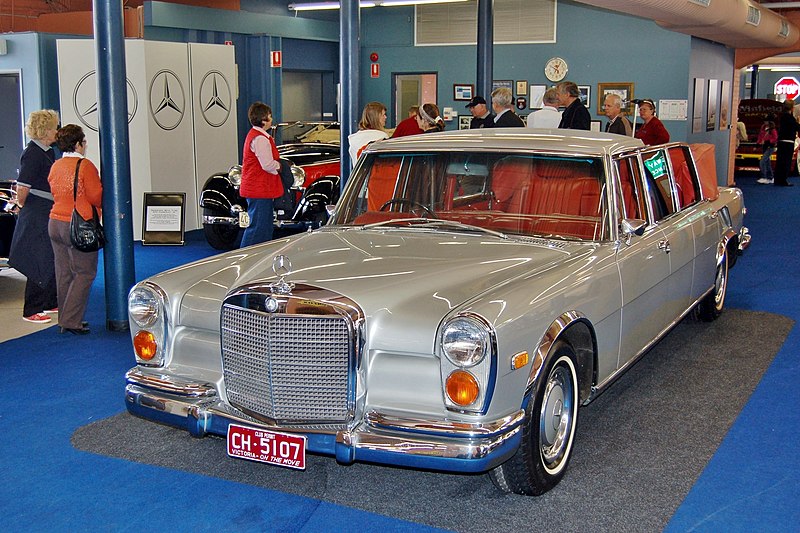 File:1971 Mercedes-Benz 600 Pullman Landaulet, Fox Classic Car Collection, 2008.JPG