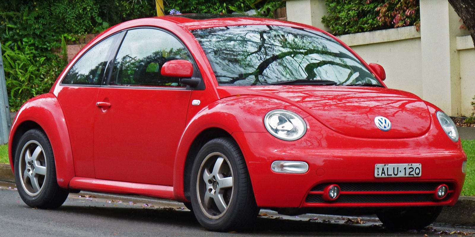 Volkswagen New Beetle 2005