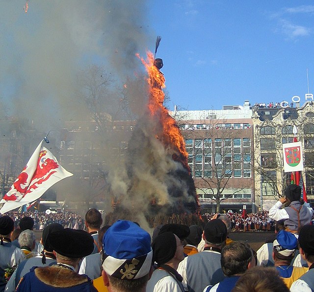 Crémation du Böögg de 2006.