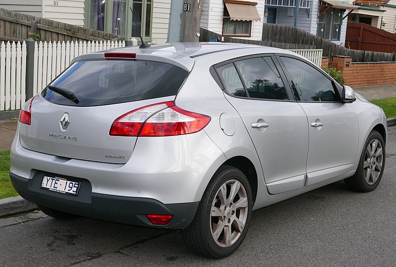 File:2011 Renault Mégane (B32) Privilege hatchback (rear).jpg