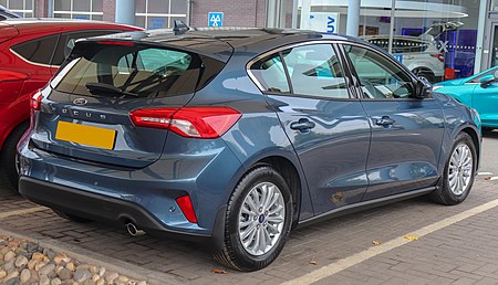 ไฟล์:2018 Ford Focus Titanium EcoBoost 1.0 Rear.jpg