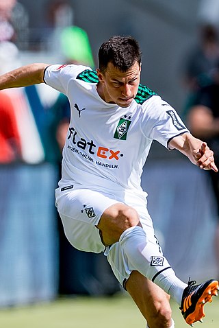 <span class="mw-page-title-main">Stefan Lainer</span> Austrian footballer (born 1992)