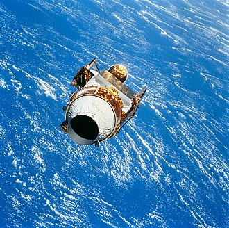 TOS with ACTS, seen from STS-51 ACTS Deploy 3.jpg