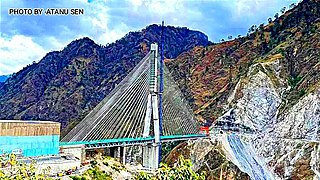 <span class="mw-page-title-main">Anji Khad Bridge</span> Railroad bridge in India