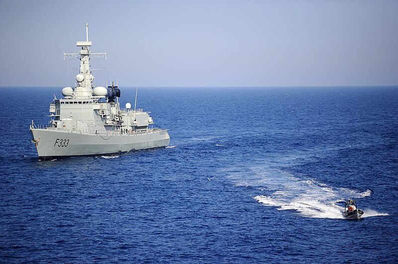 File:A Portuguese navy VBSS team in a rigid-hull inflatable boat leaves the NRP Bartolomeu Dias.jpg