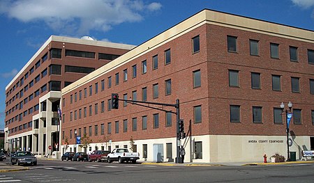 Anoka County Courthouse Anoka Minnesota.jpg