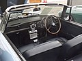 אסטון מרטין DB5 מסוג Volante (גרסת קבריולה), שנת 1965 - מבט לתא הנהג ולוח מחוונים