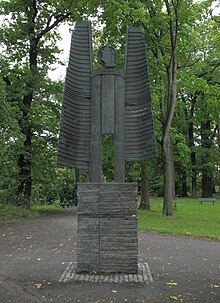 Siegfried Kühl, Der archaische Erz-Engel vom Heiligense, 1989, sculpture in homage to Hannah Höch in Berlin-Reinickendorf
