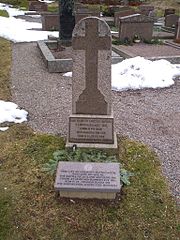Här ligger en okänd soldats grav, en soldat som man dock vet var en brittisk seglare och som förlorade sitt liv vid slaget vid Jylland 1916.