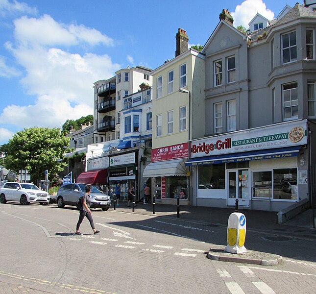 File:Bridge Grill, Fore Street, Looe - geograph.org.uk - 5792777.jpg