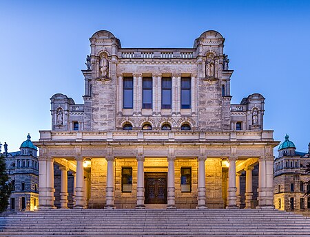 Fail:British Columbia Parliament Building in Victoria, British Columbia, Canada 07.jpg