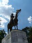 Статуа Ататурка у центру