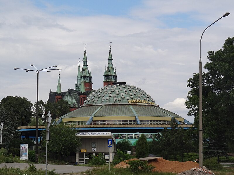 File:Bus Station in Kielce.JPG