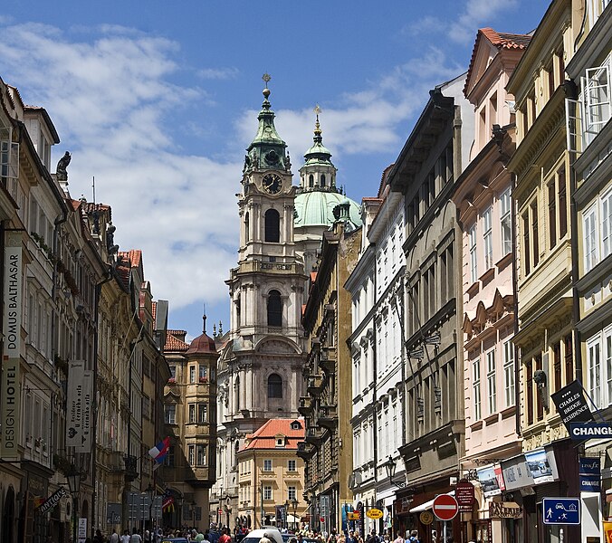 File:BusyPragueStreet.jpg