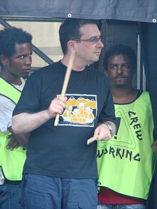 Ken Owen (middle) in 2009