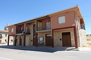 Casa consistorial de Valle de Santibáñez.jpg
