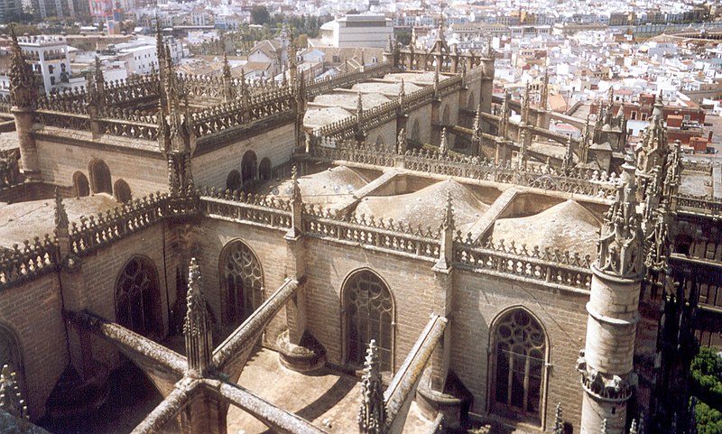 File:Cattedrale di Siviglia.jpg