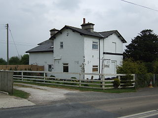 <span class="mw-page-title-main">Cayton railway station</span> Disused railway station in North Yorkshire, England