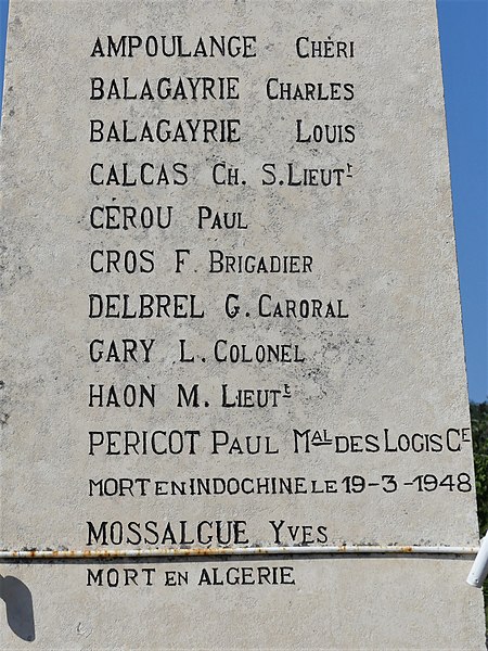 File:Cazoulès monument aux morts (6).jpg