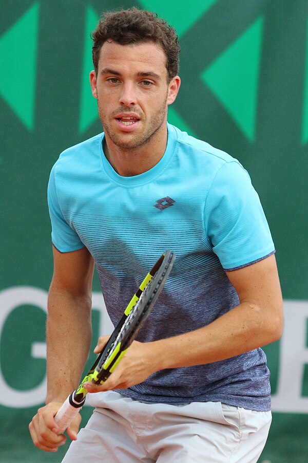 Cecchinato at the 2018 French Open