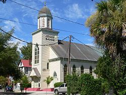 Markaziy baptist cherkovi (Charleston, Janubiy Karolina) 1.jpg