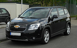 Chevrolet Orlando LTZ 1.8 - Vista frontal, 16 de abril de 2011, Hilden.jpg