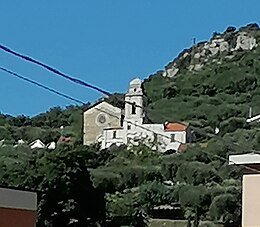 Église de San Dalmazio Martire à Monticello vue de Piazza Milite Ignoto - Finalborgo.jpg