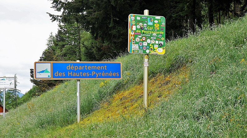 File:Col de Peyresourde, Loudervielle, Frankreich - panoramio - Fuchs Robert.jpg