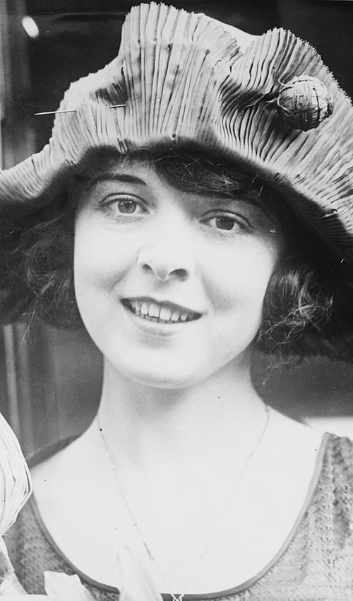 Moore in 1920