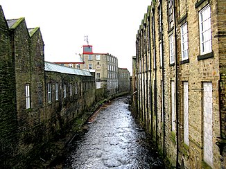 Das Colne Water von der Primet Brücke in Colne