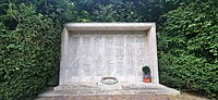Friedhof Brockeswalde Cuxhaven 2023Gedenkstein für die auf dem Meer gebliebenden Seeleute