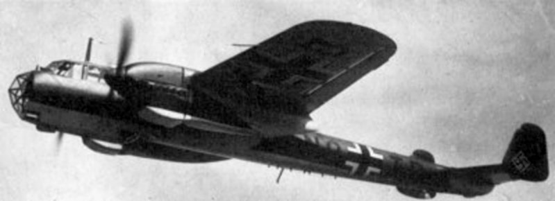 File:Dornier Do 215B in flight c1940.jpg