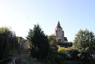Eglise d'Ainay le Chateau (1).jpg