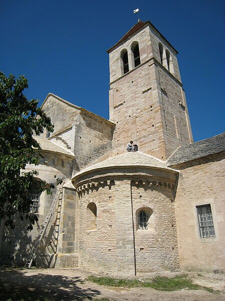 File:Eglise de Lancharre à Chapaize.JPG