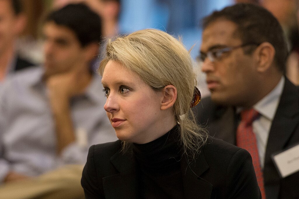  Elizabeth Holmes at a Nuclear nonproliferation discussion in 2013 - 130417-D-NI589-107 (cropped) 