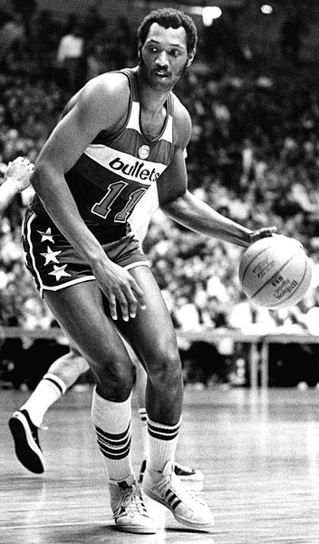 During his nine seasons with the Bullets, Elvin Hayes averaged 21.3 points per game and 12.7 rebounds per game. He led the NBA in rebounding in the 19
