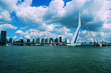 Файл:Erasmusbrug_Rotterdam_2015.jpg