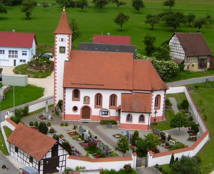 File:Erbstetten St. Stefanus-Kirche.jpg