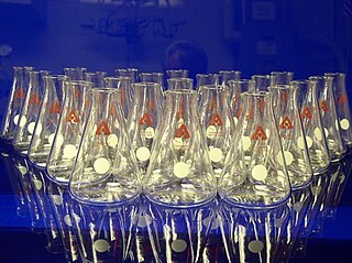 Laboratory flask type of laboratory glassware