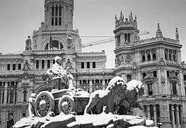 Cibeles-fontenen om vinteren.