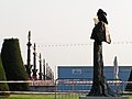 Quai du Mont-Blanc et mobilier urbain 1896, Genève. Mémorial Élisabeth de Wittelsbach. L'impératrice d'Autriche, reine de Hongrie fût assassinée le 10 septembre 1898 sur le quai du Mont-Blanc alors qu'elle sortait de l’hôtel Beau-Rivage.