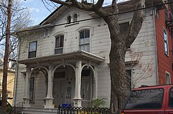 George Gale House Cambridge MA.jpg