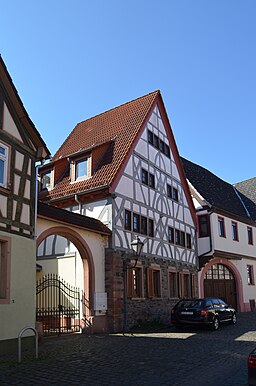 Groß-Steinheim, Neutorstraße 2