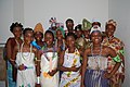 Groupe femmes en habit traditionnel du Bénin 01