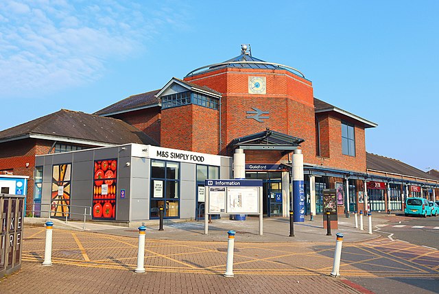 Image: Guildford Railway Station (geograph 7077929)